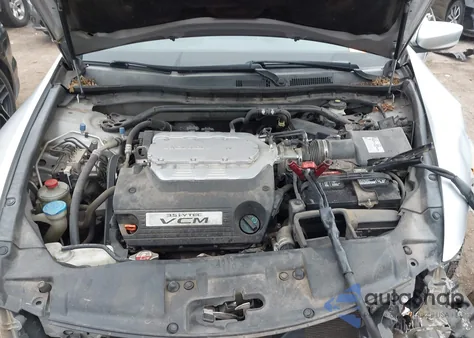 2010 Honda Accord 3.5 Ex-L from USA, damaged, VIN 1HGCP3F83AA019291